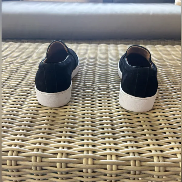 Vionic Black Suede Midi Slip On‎ Sneakers size 7.5 workwear athleisure classic - Image 5