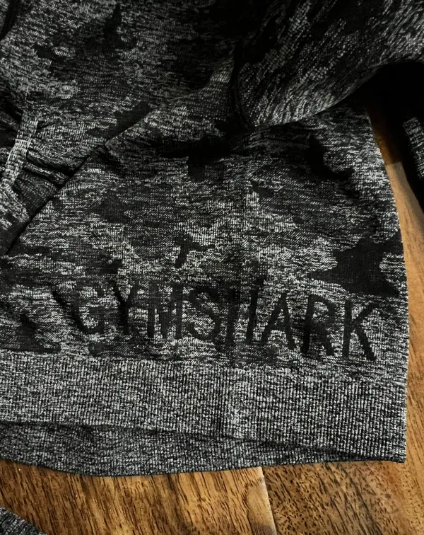 Gymshark Camo Seamless Long Sleeve Crop Top - Image 3