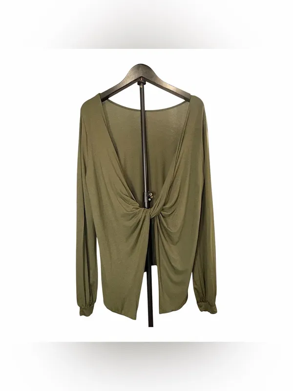 NWT LULUS Women’s Spin Around Olive Green Long Sleeve Twist-Back Top Size Small - Image 9