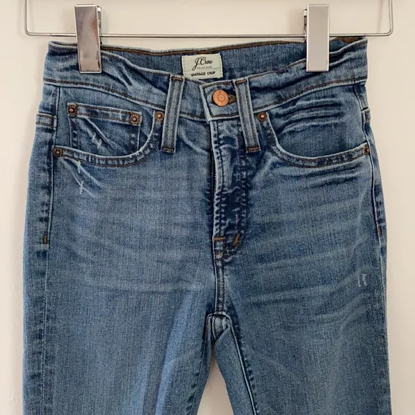 J. Crew Blue Vintage Crop Ankle Length Jeans Structured Cotton Distressed Denim. - Image 4