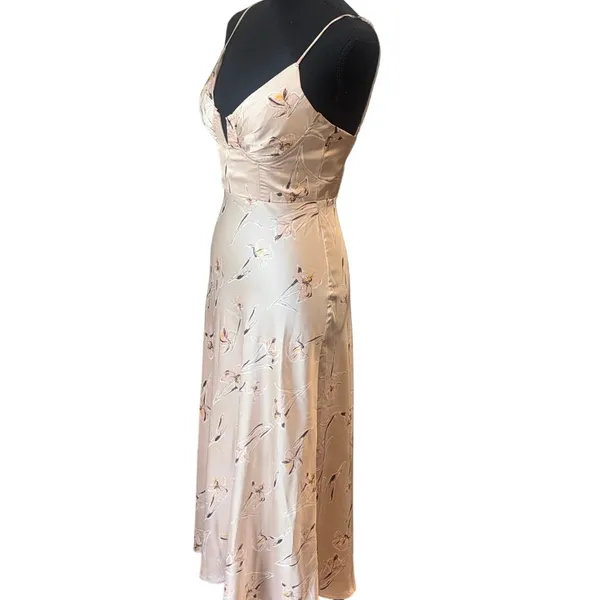 NWT Selfie Leslie LAKE COMO FITTED BODICE MIDI DRESS ORCHID PRINT BEIGE XS - Image 12