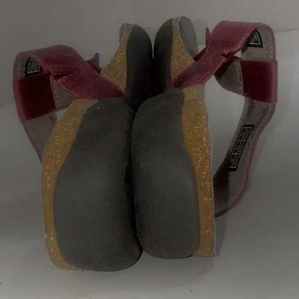 KEEN Dauntless Posted Burgundy Leather Slip On Thong Flip Flop Sandals Women 8.5 - Image 5