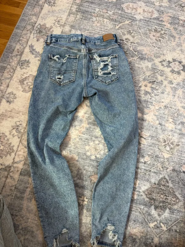 American Eagle Jeans - Image 2