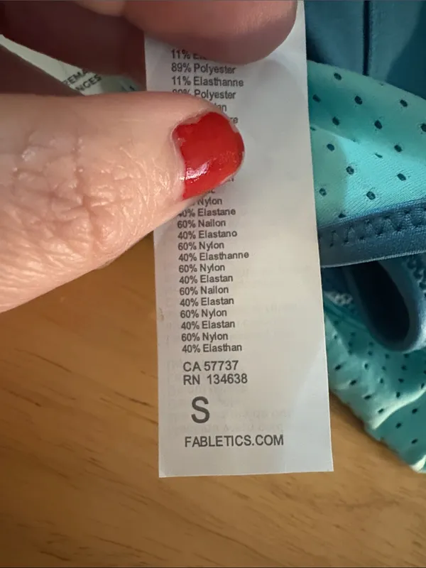 NWT Fabletics Medium Impact Shine Sports Bra, Small - Image 4
