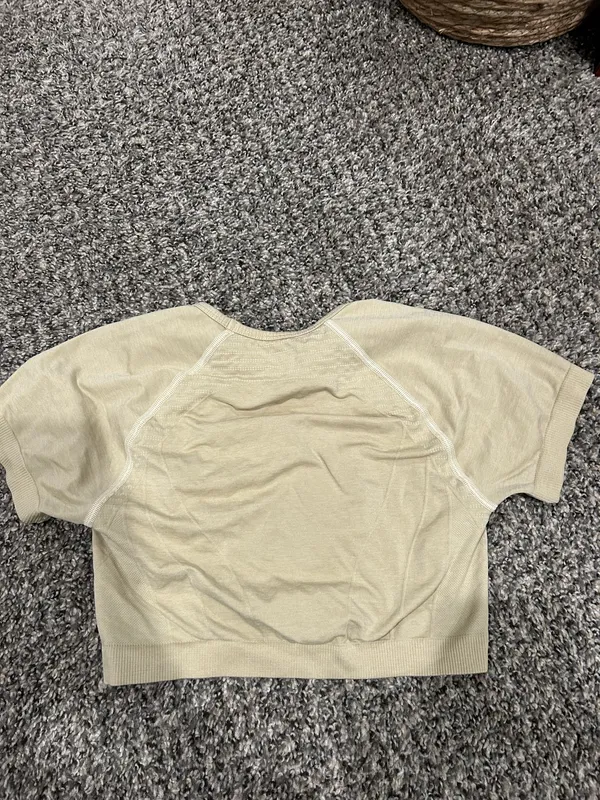 Alphalete workout top - Image 4