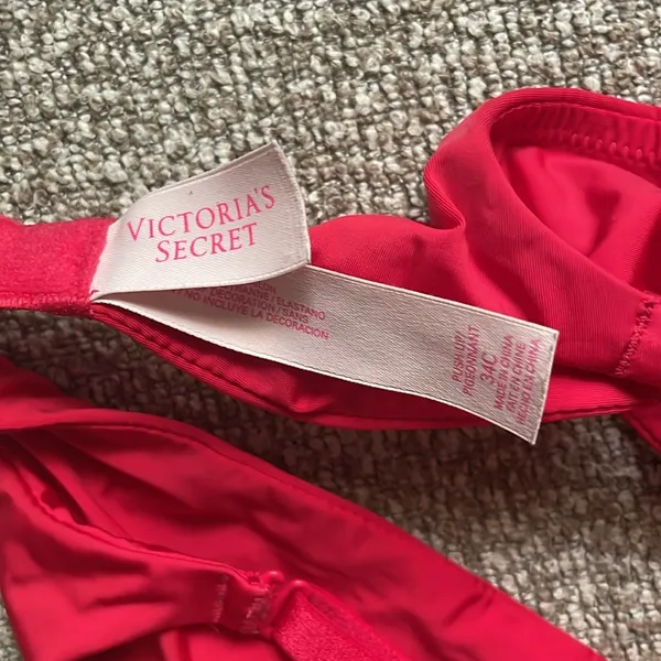 Victoria's Secret Red Lace Push Up Bra 34C - Image 4
