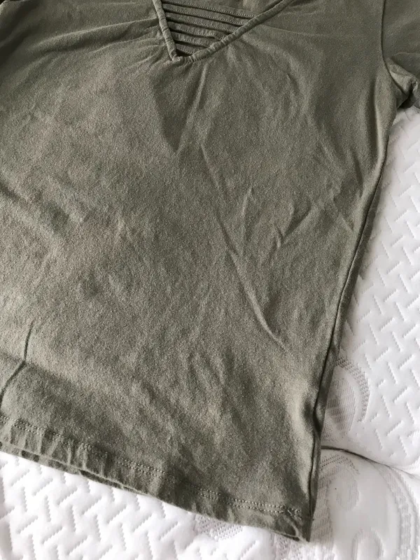 Green Crop Top With Caged Detail - Image 3