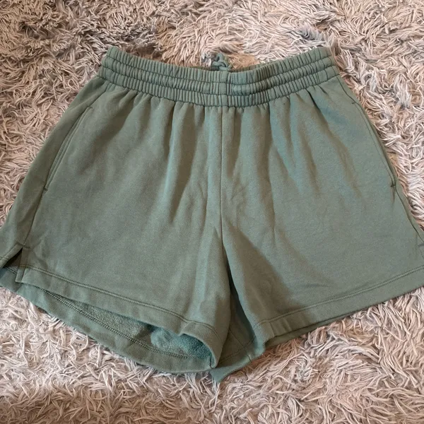 Abercrombie Sweat Shorts Green - Image 3