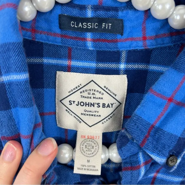 St. John’s Bay Blue Plaid Classic Fit Flannel Shirt Size M Unisex - Image 3