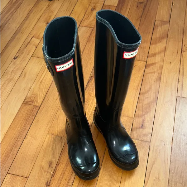 Hunter Original Tall Gloss Rain Boots - Image 2