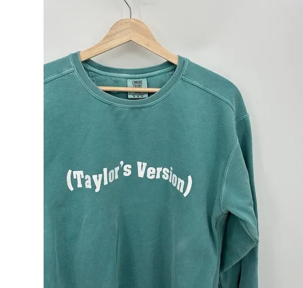Comfort Colors Taylor Swift (Taylor's Version) Crewneck Pullover Sweatshirt Sz M - Image 3