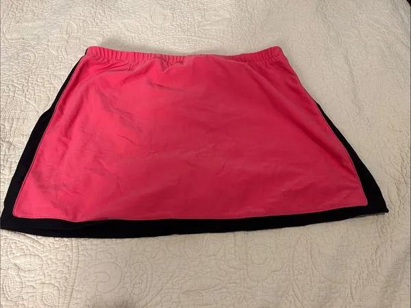 Nike Pink Athletic Skort with Black Trim - Image 3
