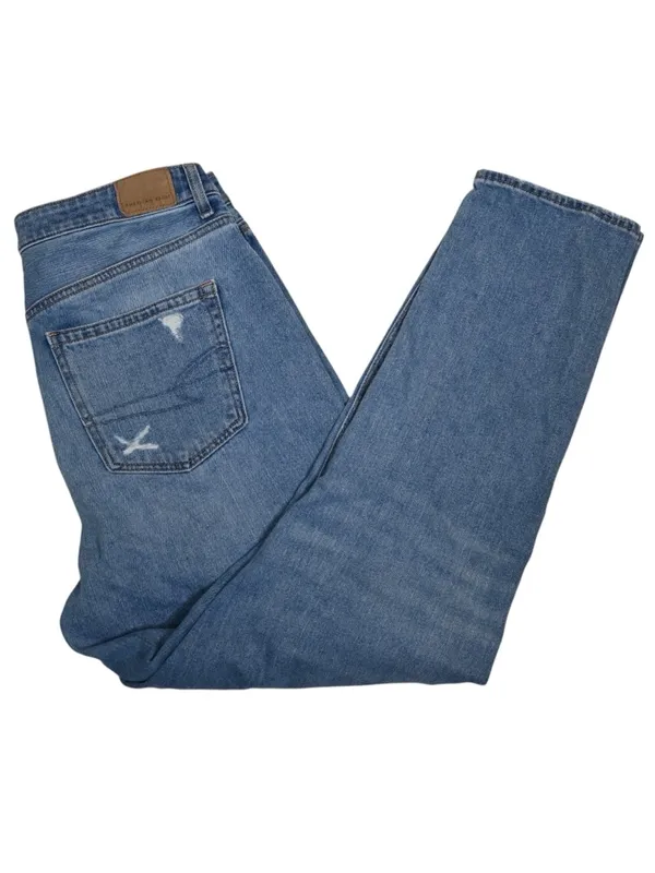 American Eagle Women's 8 Distressed High Rise Mom Jean - Image 3