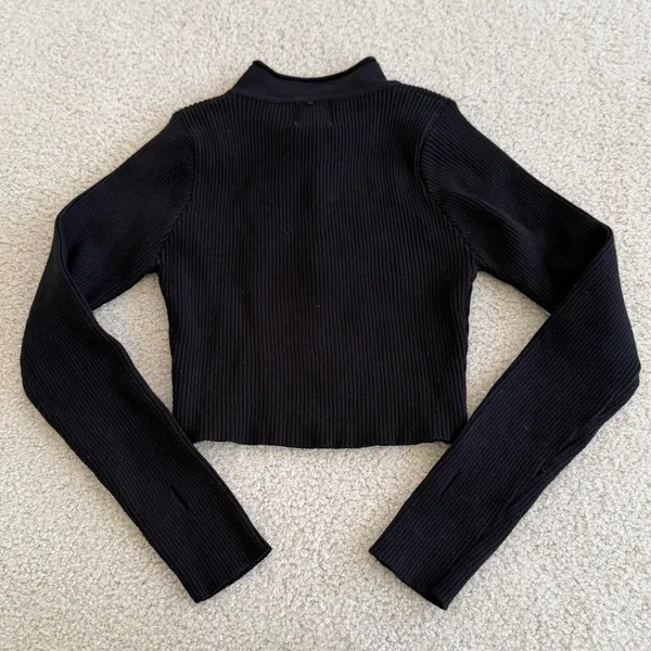 Princess Polly Black Quarter Zip Crop Long Sleeve (Blanco Top) - Image 5