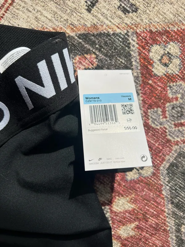 Black Nike Pro Leggings Dri-Fit - Image 3