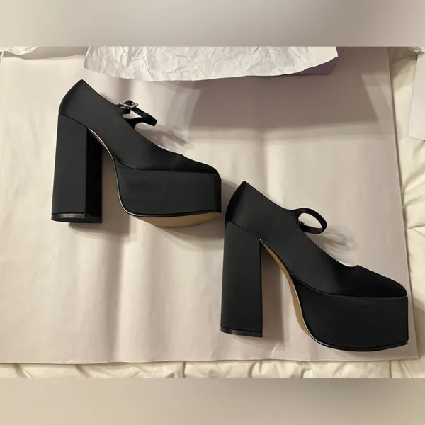 Lisa Vicky Black Satin Platform Heels - NIB - Size 7.5 - Image 2