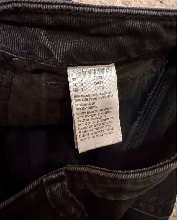 American Eagle Ripped Black Jeans - Image 3