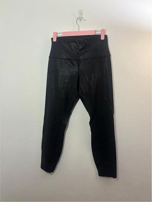 Lululemon Wunder Train HR Tight Foil Special Edition 25” Leggings Size 8 - Image 2