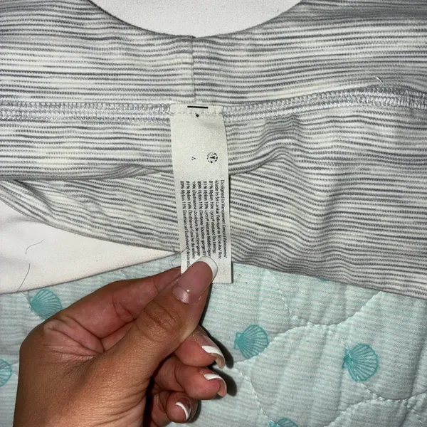 Lululemon sports bra  - Image 4