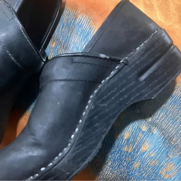 Black Leather Clogs size size 38 - Image 9