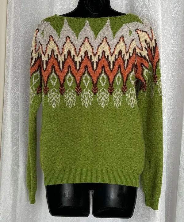 SOFT GREEN SWEATER SZ: S - Image 2