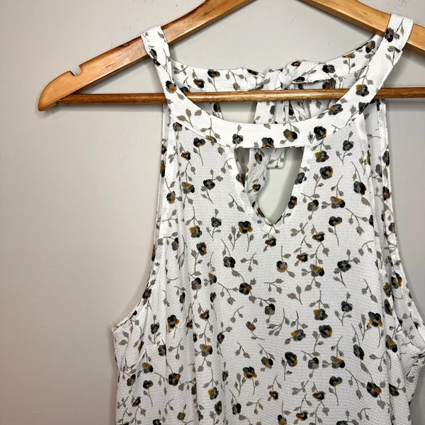 Altar'd State Floral Tiered Tie Back‎ Tank Size Medium - Image 2