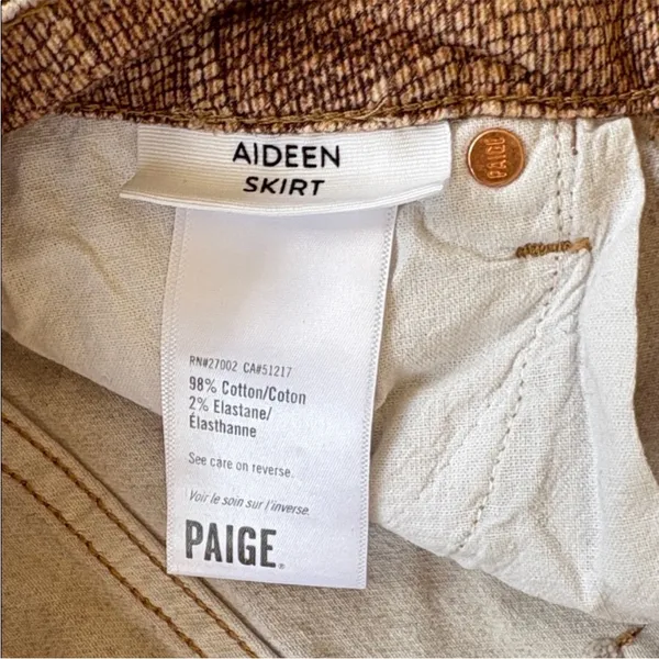 EUC PAIGE Aideen Raw Hem Denim Skirt Bronze Viper Print Size 25 Retail @ $128.00 - Image 6