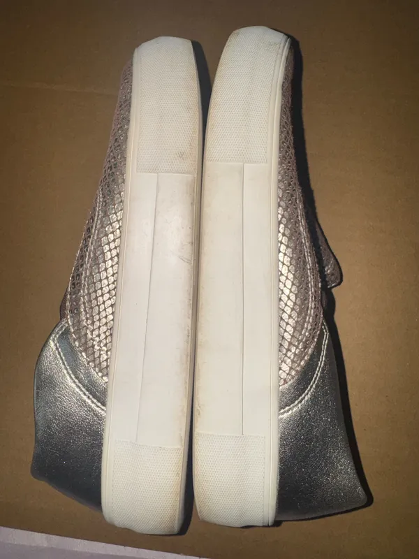 Vince Camuto Women's Gold Metallic Snakeskin Slip-On Sneakers size 7 - Image 5