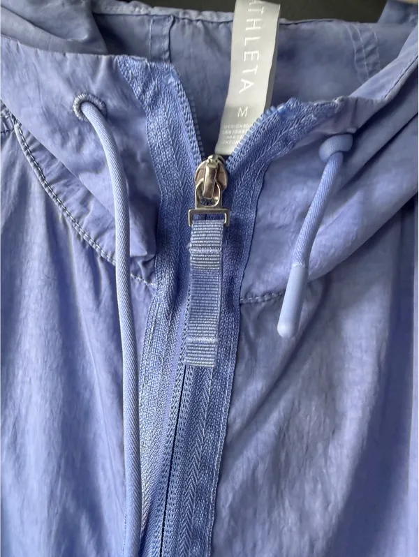 Athleta Lightweight Lavender Hooded Windbreaker Jacket, Size M - Image 4