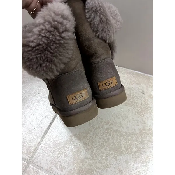 Ugg boots size 8 brown sheepskin fur women - Image 2