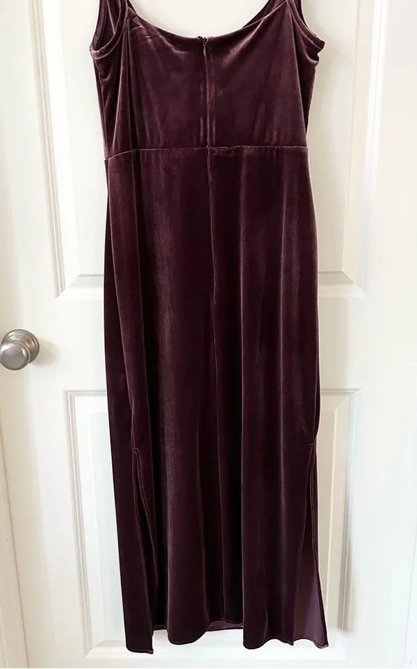 Taylor Purple Crushed Velvet Dress 8 - Image 3