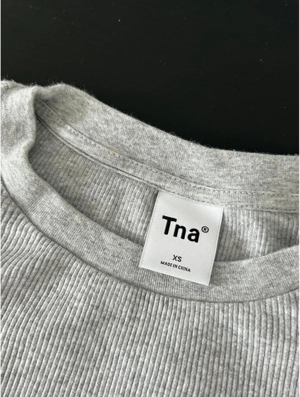 TNA Aritzia Long Sleeve - Image 4