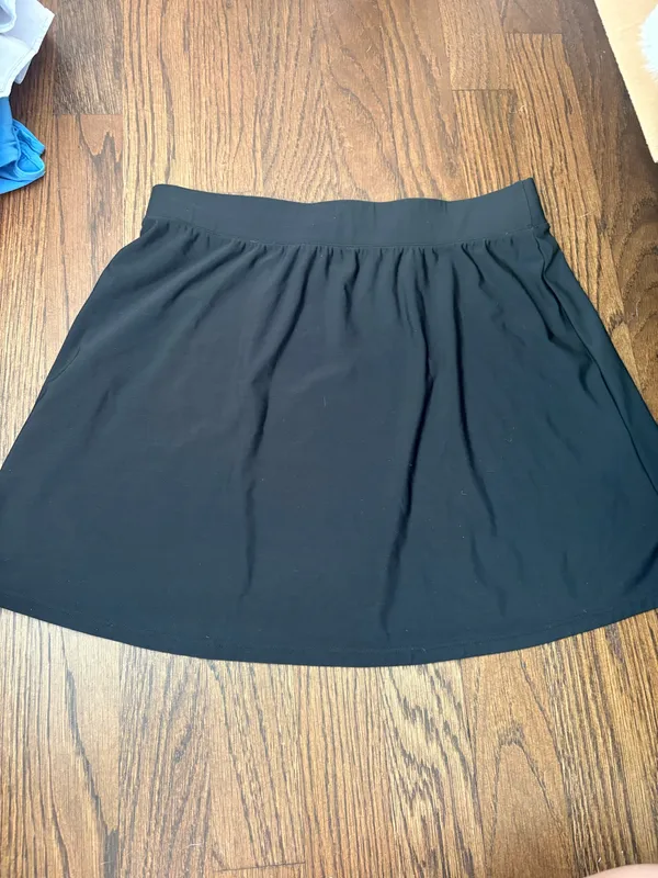 Under Armour Women's Motion Skort - Image 2