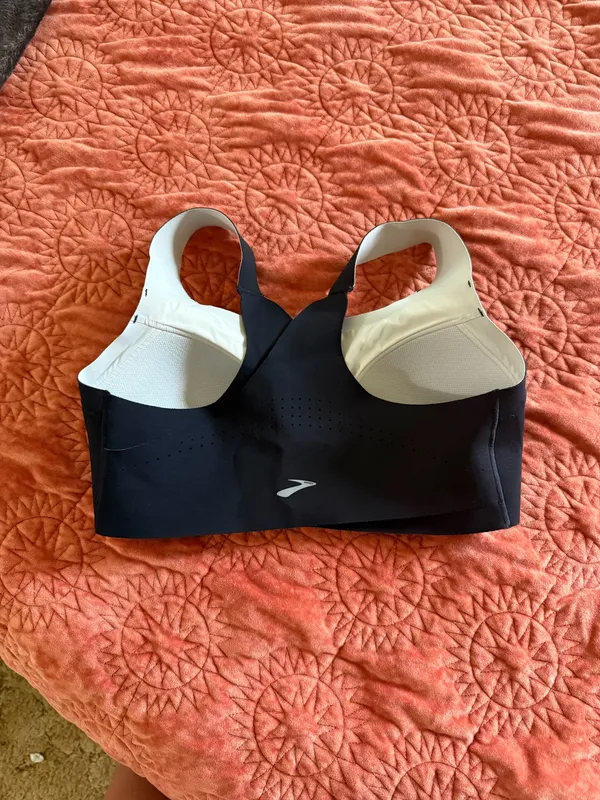 Brooks Dare Zip Run Bra 2.0 Black High Impact Sports Bra 34 C/D - Image 2