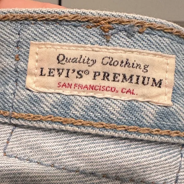 Levi's Denim‎ Wedgie Shorts Size 25 Light Wash Button Fly Jorts - Image 3