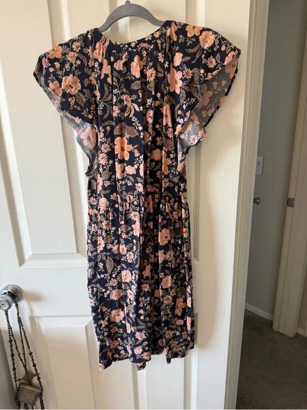 Old Navy Floral Flutter Sleeve Tiered Midi Dress Navy Peach Size XL - Image 8