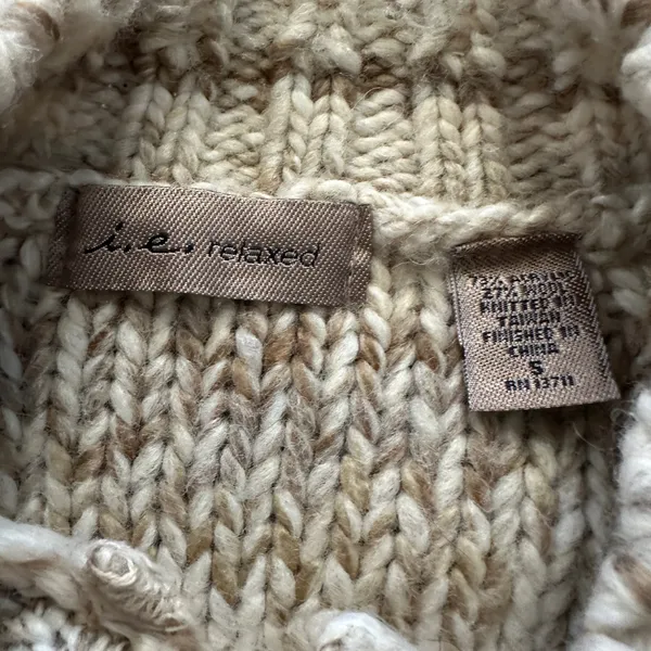 Women’s ie relaxed Beige/Brown Striped Chunky-Knit Button Front Cardigan S - Image 3