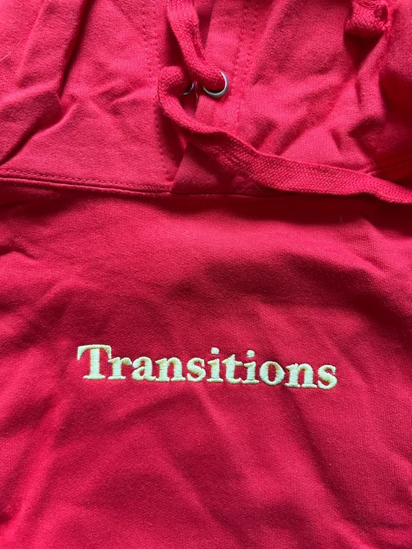 Red Women's Pullover Hoodie Size M - Image 2