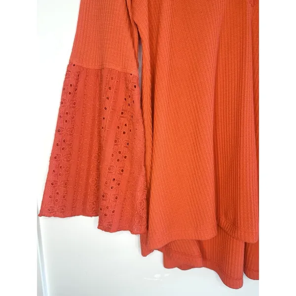 Free People Parisian Nights Tunic Top M Red Orange Lace Eyelet Boho Peasant Top‎ - Image 5
