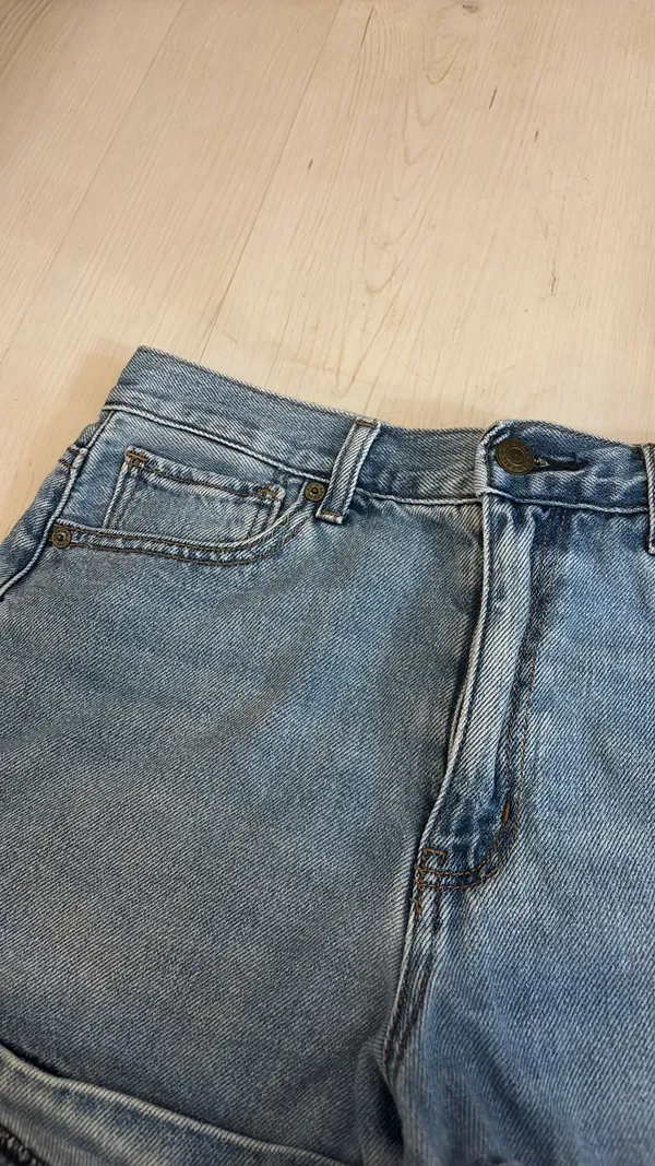 American Eagle Jean Shorts - Image 4