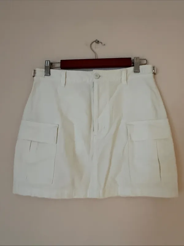 Aritzia TNA white cargo mini skirt - Image 2