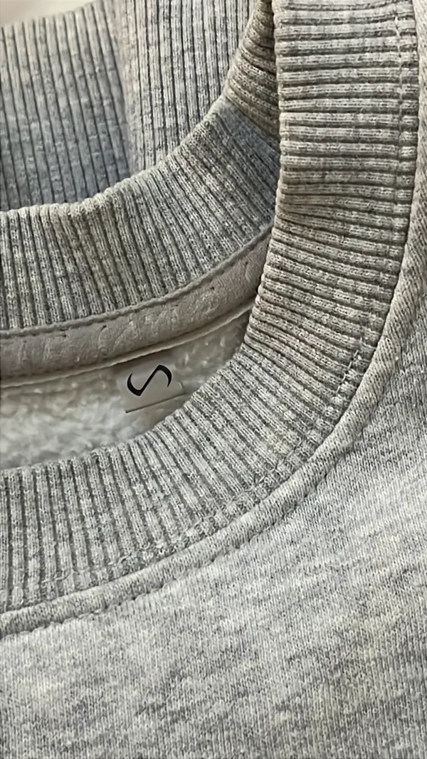 Alphalete Oversized Crewneck Sweatshirt - Image 7