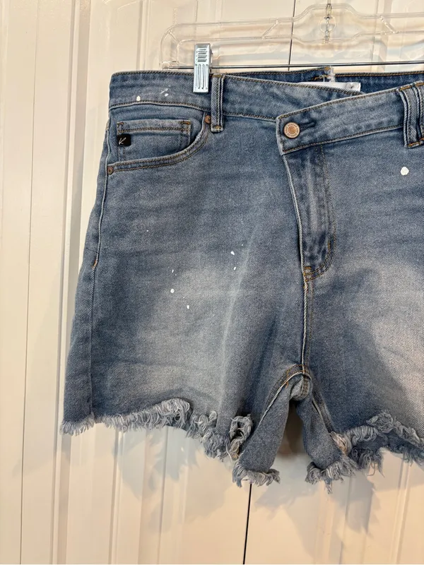 KanCan Jean shorts size 14 Blue - Image 3