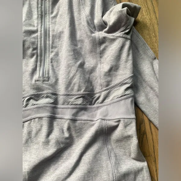 Lululemon 1/4 zip light purple sweatshirt 8 - Image 5