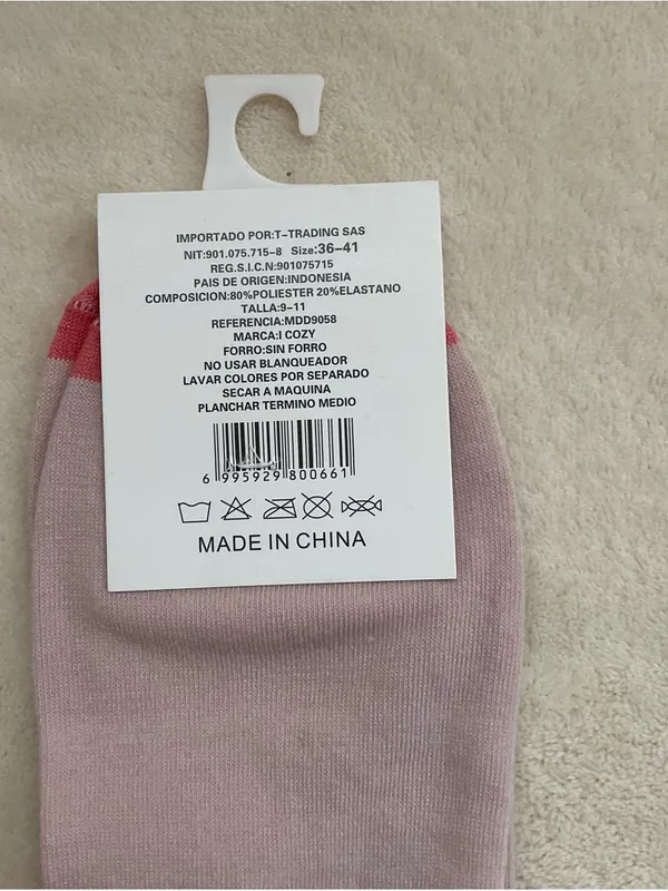 Sporto Pink Ankle Socks with Coral Accents - Image 4