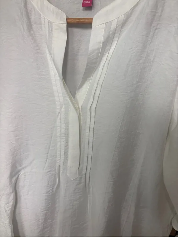 Vince Camuto white blouse size small - Image 3