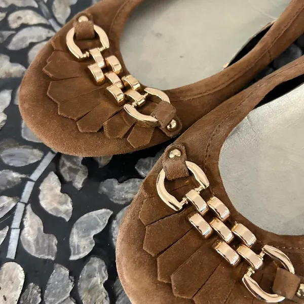 Anne Klein Brown suede ballet flats‎ with gold chain & fringe detail - Image 5