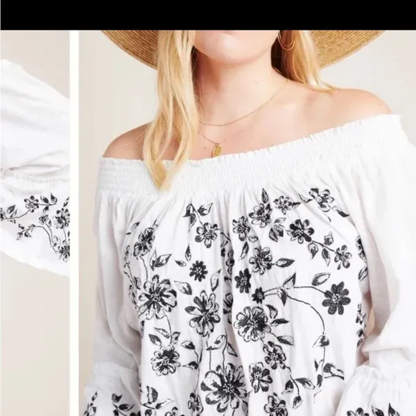 Anthropologie Embroidered‎ Floral Top size S - Image 11