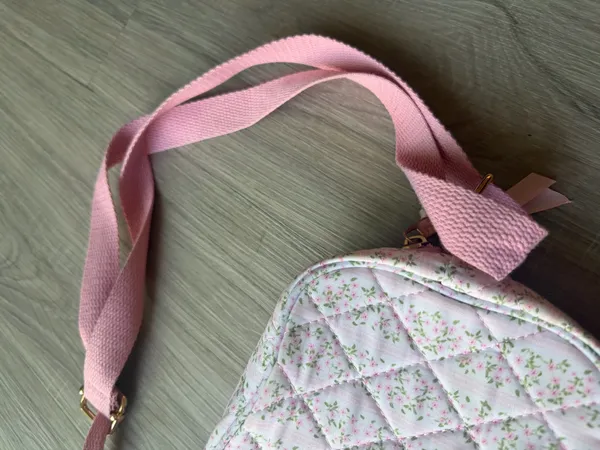 Francesca‘s boutique cross over bag!!🌷💗🫰 - Image 2