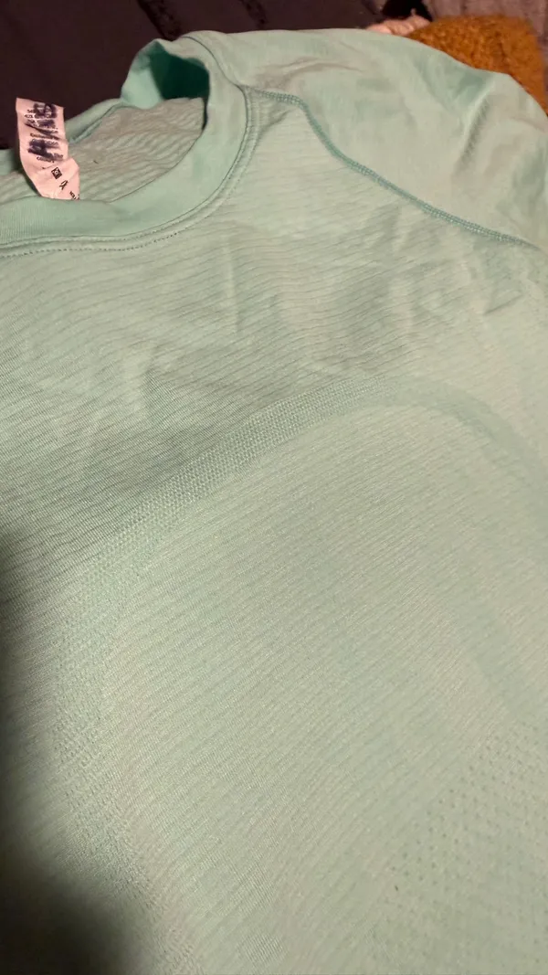 Lululemon Swiftly Tech Short Sleeve - Image 2